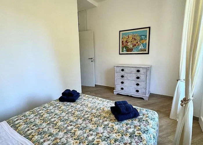 - Santa Margherita *